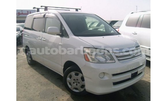 Buy Import Toyota Noah White Car in Import - Dubai in Barbados Buy Import Toyota Noah White Car in Import - Dubai in Barbados