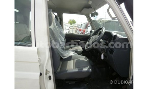 Buy Import Toyota Land Cruiser White Car in Import - Dubai in Barbados Buy Import Toyota Land Cruiser White Car in Import - Dubai in Barbados