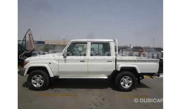 Buy Import Toyota Land Cruiser White Car in Import - Dubai in Barbados Buy Import Toyota Land Cruiser White Car in Import - Dubai in Barbados