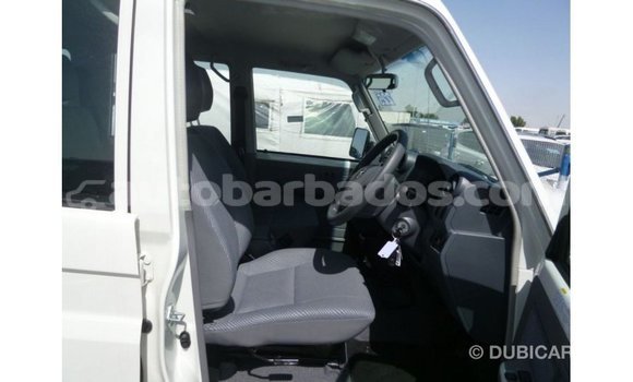 Buy Import Toyota Land Cruiser White Car in Import - Dubai in Barbados Buy Import Toyota Land Cruiser White Car in Import - Dubai in Barbados