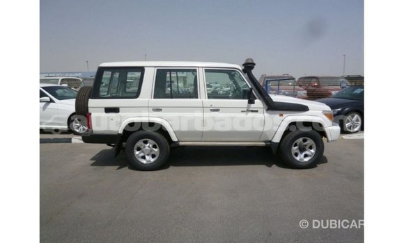 Buy Import Toyota Land Cruiser White Car in Import - Dubai in Barbados Buy Import Toyota Land Cruiser White Car in Import - Dubai in Barbados