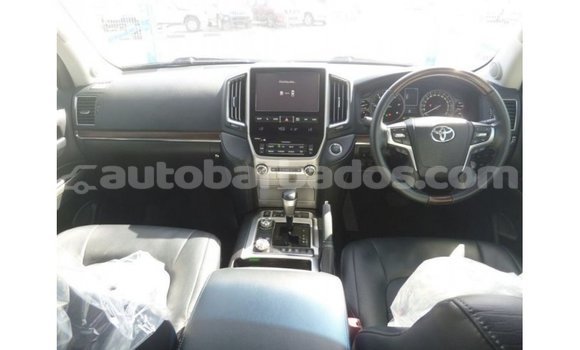 Buy Import Toyota Land Cruiser White Car in Import - Dubai in Barbados Buy Import Toyota Land Cruiser White Car in Import - Dubai in Barbados