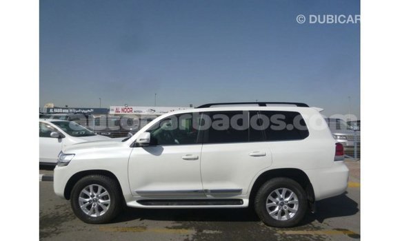 Buy Import Toyota Land Cruiser White Car in Import - Dubai in Barbados Buy Import Toyota Land Cruiser White Car in Import - Dubai in Barbados
