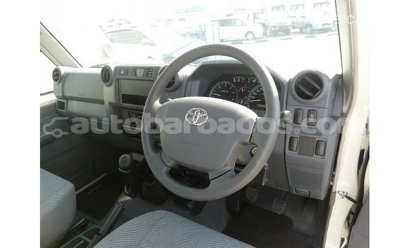 Buy Import Toyota Land Cruiser White Car in Import - Dubai in Barbados Buy Import Toyota Land Cruiser White Car in Import - Dubai in Barbados