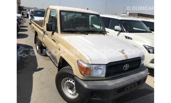 Buy Import Toyota Land Cruiser Beige Car in Import - Dubai in Barbados Buy Import Toyota Land Cruiser Beige Car in Import - Dubai in Barbados
