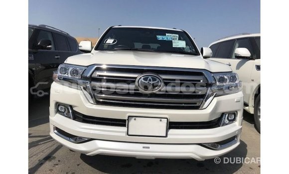 Buy Import Toyota Land Cruiser White Car in Import - Dubai in Barbados Buy Import Toyota Land Cruiser White Car in Import - Dubai in Barbados