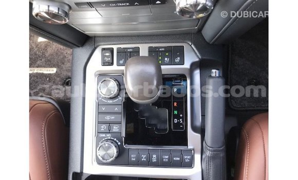 Buy Import Toyota Land Cruiser White Car in Import - Dubai in Barbados Buy Import Toyota Land Cruiser White Car in Import - Dubai in Barbados