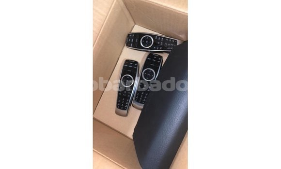 Buy Import Mercedes-Benz 190 (W201) Black Car in Import - Dubai in Barbados Buy Import Mercedes-Benz 190 (W201) Black Car in Import - Dubai in Barbados