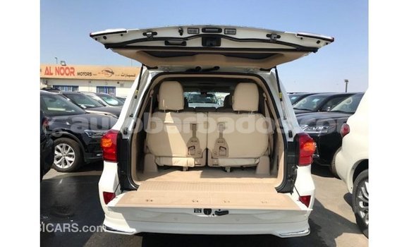 Buy Import Toyota Land Cruiser White Car in Import - Dubai in Barbados Buy Import Toyota Land Cruiser White Car in Import - Dubai in Barbados