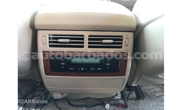 Buy Import Toyota Land Cruiser White Car in Import - Dubai in Barbados Buy Import Toyota Land Cruiser White Car in Import - Dubai in Barbados