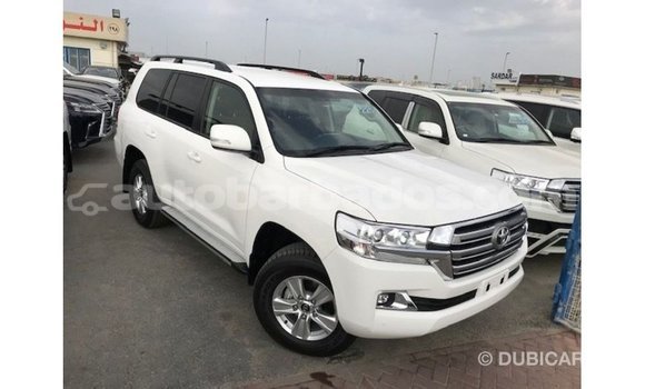 Buy Import Toyota Land Cruiser White Car in Import - Dubai in Barbados Buy Import Toyota Land Cruiser White Car in Import - Dubai in Barbados