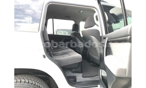 Buy Import Toyota Land Cruiser White Car in Import - Dubai in Barbados Buy Import Toyota Land Cruiser White Car in Import - Dubai in Barbados