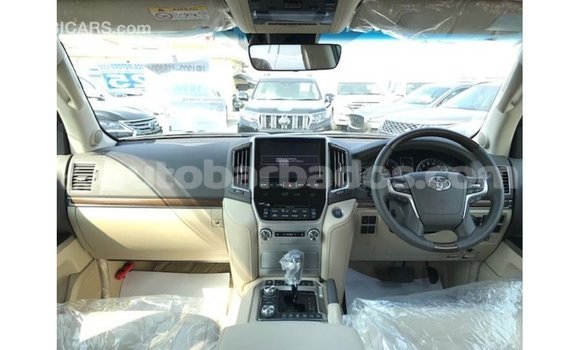 Buy Import Toyota Land Cruiser White Car in Import - Dubai in Barbados Buy Import Toyota Land Cruiser White Car in Import - Dubai in Barbados