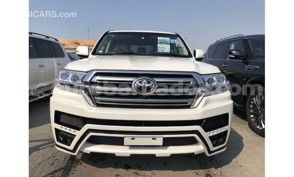 Buy Import Toyota Land Cruiser White Car in Import - Dubai in Barbados Buy Import Toyota Land Cruiser White Car in Import - Dubai in Barbados