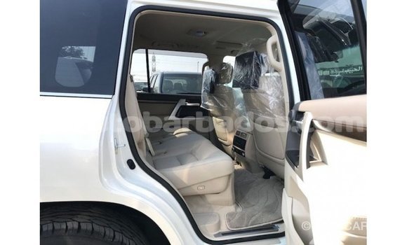 Buy Import Toyota Land Cruiser White Car in Import - Dubai in Barbados Buy Import Toyota Land Cruiser White Car in Import - Dubai in Barbados