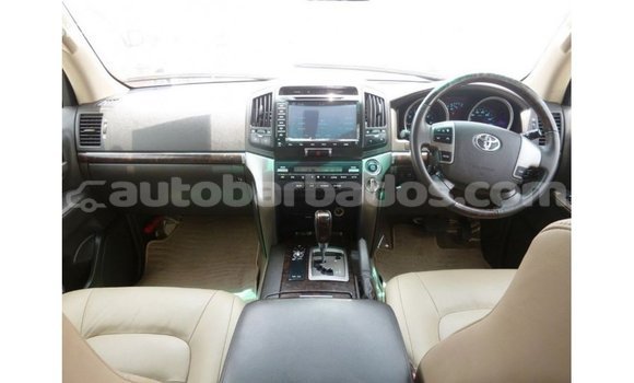 Buy Import Toyota Land Cruiser White Car in Import - Dubai in Barbados Buy Import Toyota Land Cruiser White Car in Import - Dubai in Barbados