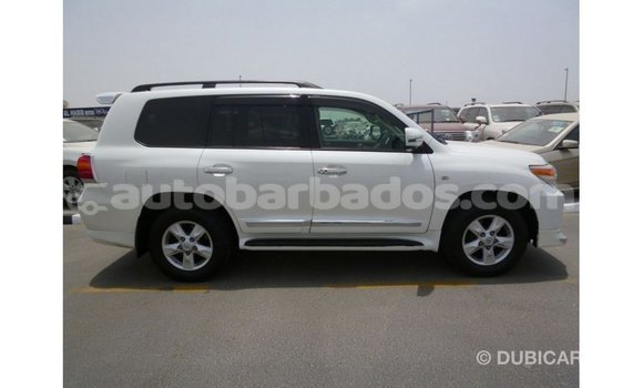 Buy Import Toyota Land Cruiser White Car in Import - Dubai in Barbados Buy Import Toyota Land Cruiser White Car in Import - Dubai in Barbados