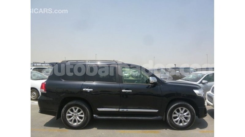 Big with watermark toyota land cruiser barbados import dubai 2349