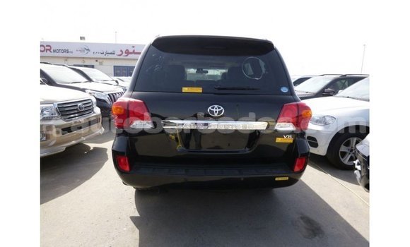 Buy Import Toyota Land Cruiser Black Car in Import - Dubai in Barbados Buy Import Toyota Land Cruiser Black Car in Import - Dubai in Barbados