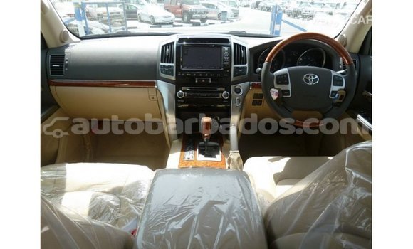 Buy Import Toyota Land Cruiser White Car in Import - Dubai in Barbados Buy Import Toyota Land Cruiser White Car in Import - Dubai in Barbados