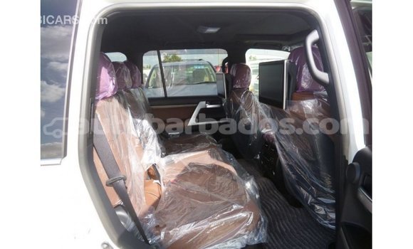 Buy Import Toyota Land Cruiser White Car in Import - Dubai in Barbados Buy Import Toyota Land Cruiser White Car in Import - Dubai in Barbados