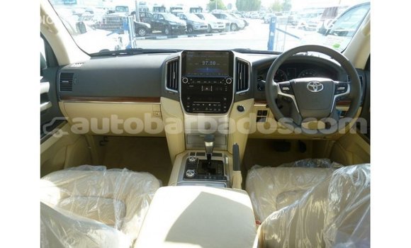 Buy Import Toyota Land Cruiser White Car in Import - Dubai in Barbados Buy Import Toyota Land Cruiser White Car in Import - Dubai in Barbados