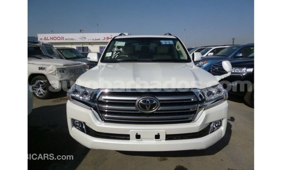 Buy Import Toyota Land Cruiser White Car in Import - Dubai in Barbados Buy Import Toyota Land Cruiser White Car in Import - Dubai in Barbados