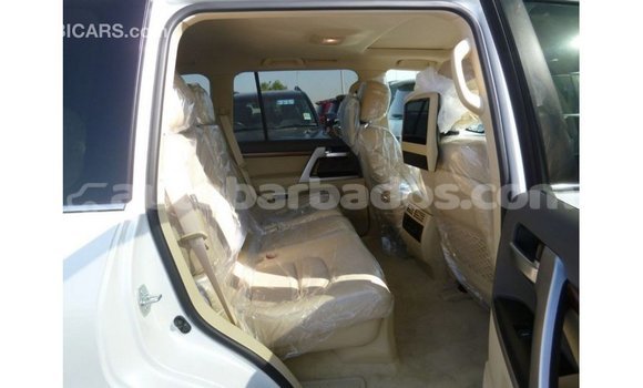 Buy Import Toyota Land Cruiser White Car in Import - Dubai in Barbados Buy Import Toyota Land Cruiser White Car in Import - Dubai in Barbados