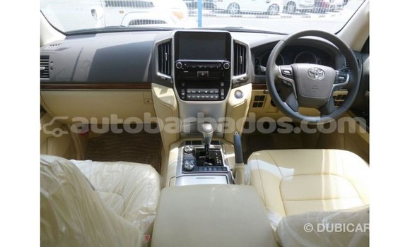 Buy Import Toyota Land Cruiser White Car in Import - Dubai in Barbados Buy Import Toyota Land Cruiser White Car in Import - Dubai in Barbados