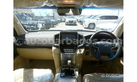 Buy Import Toyota Land Cruiser White Car in Import - Dubai in Barbados Buy Import Toyota Land Cruiser White Car in Import - Dubai in Barbados