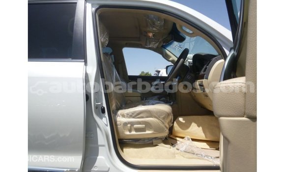 Buy Import Toyota Land Cruiser White Car in Import - Dubai in Barbados Buy Import Toyota Land Cruiser White Car in Import - Dubai in Barbados