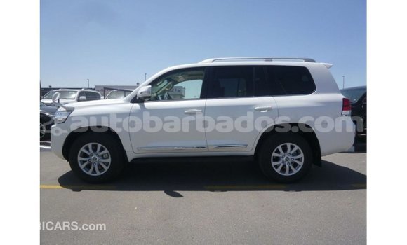 Buy Import Toyota Land Cruiser White Car in Import - Dubai in Barbados Buy Import Toyota Land Cruiser White Car in Import - Dubai in Barbados