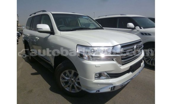 Buy Import Toyota Land Cruiser White Car in Import - Dubai in Barbados Buy Import Toyota Land Cruiser White Car in Import - Dubai in Barbados
