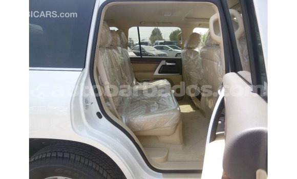 Buy Import Toyota Land Cruiser White Car in Import - Dubai in Barbados Buy Import Toyota Land Cruiser White Car in Import - Dubai in Barbados