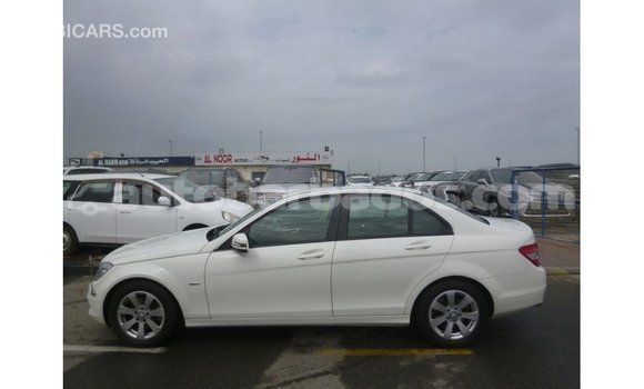 Buy Import Mercedes-Benz 200 White Car in Import - Dubai in Barbados Buy Import Mercedes-Benz 200 White Car in Import - Dubai in Barbados