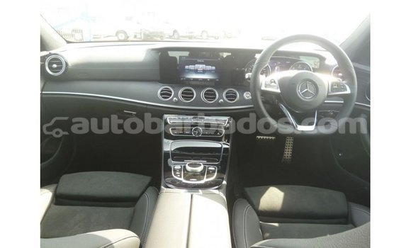 Buy Import Mercedes-Benz 190 (W201) Black Car in Import - Dubai in Barbados Buy Import Mercedes-Benz 190 (W201) Black Car in Import - Dubai in Barbados