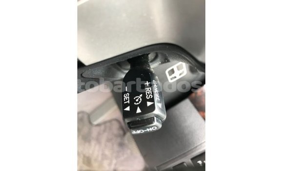 Buy Import Toyota Land Cruiser White Car in Import - Dubai in Barbados Buy Import Toyota Land Cruiser White Car in Import - Dubai in Barbados