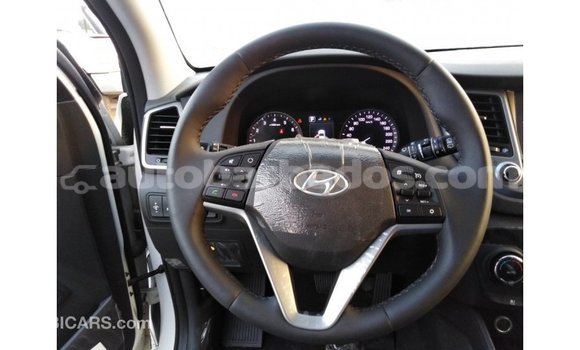 Buy Import Hyundai Tucson White Car in Import - Dubai in Barbados Buy Import Hyundai Tucson White Car in Import - Dubai in Barbados