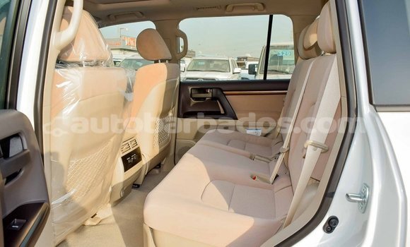 Buy Import Toyota Land Cruiser White Car in Import - Dubai in Barbados Buy Import Toyota Land Cruiser White Car in Import - Dubai in Barbados