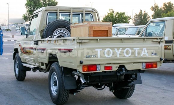 Buy Import Toyota Land Cruiser Beige Car in Import - Dubai in Barbados Buy Import Toyota Land Cruiser Beige Car in Import - Dubai in Barbados