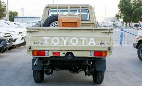 Buy Import Toyota Land Cruiser Beige Car in Import - Dubai in Barbados Buy Import Toyota Land Cruiser Beige Car in Import - Dubai in Barbados