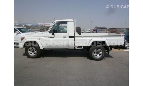 Buy Import Toyota Land Cruiser White Car in Import - Dubai in Barbados Buy Import Toyota Land Cruiser White Car in Import - Dubai in Barbados