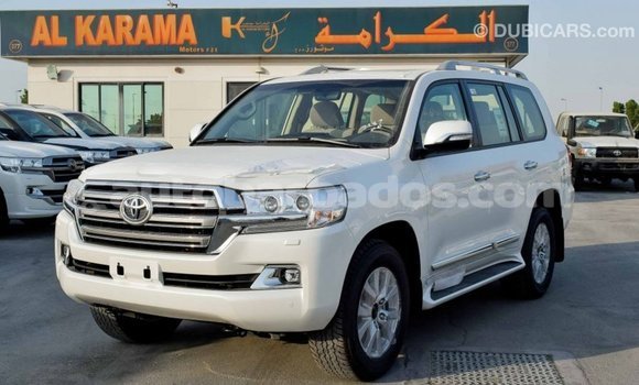 Buy Import Toyota Land Cruiser White Car in Import - Dubai in Barbados Buy Import Toyota Land Cruiser White Car in Import - Dubai in Barbados