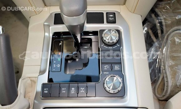 Buy Import Toyota Land Cruiser White Car in Import - Dubai in Barbados Buy Import Toyota Land Cruiser White Car in Import - Dubai in Barbados