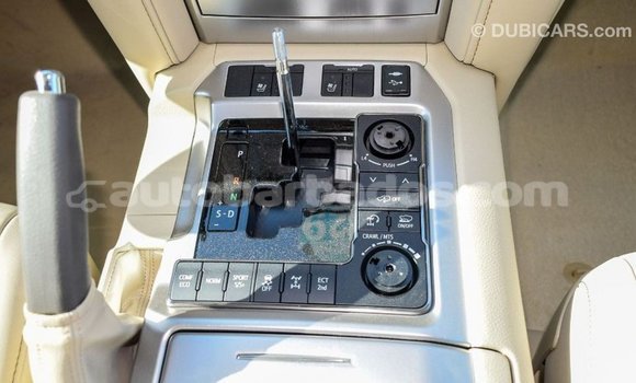 Buy Import Toyota Land Cruiser White Car in Import - Dubai in Barbados Buy Import Toyota Land Cruiser White Car in Import - Dubai in Barbados