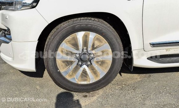 Buy Import Toyota Land Cruiser White Car in Import - Dubai in Barbados Buy Import Toyota Land Cruiser White Car in Import - Dubai in Barbados