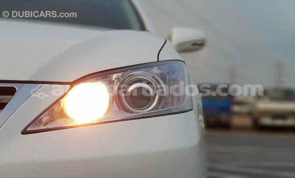 Buy Import Lexus ES White Car in Import - Dubai in Barbados Buy Import Lexus ES White Car in Import - Dubai in Barbados