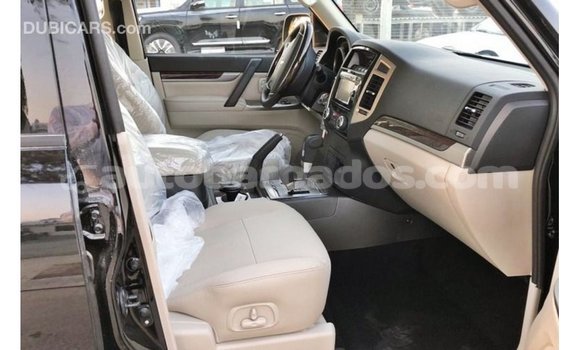 Buy Import Mitsubishi Pajero Black Car in Import - Dubai in Barbados Buy Import Mitsubishi Pajero Black Car in Import - Dubai in Barbados