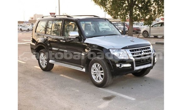 Buy Import Mitsubishi Pajero Black Car in Import - Dubai in Barbados Buy Import Mitsubishi Pajero Black Car in Import - Dubai in Barbados