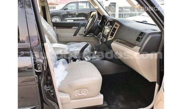 Buy Import Mitsubishi Pajero Black Car in Import - Dubai in Barbados Buy Import Mitsubishi Pajero Black Car in Import - Dubai in Barbados